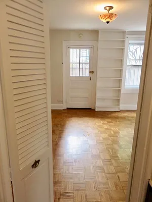 Rented by Space Real Estate | media 36