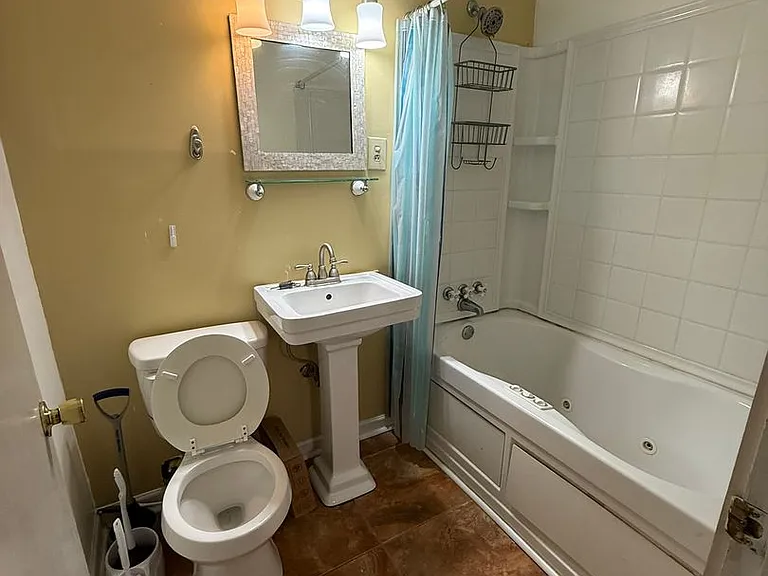 234 S Bull St — Photo 13