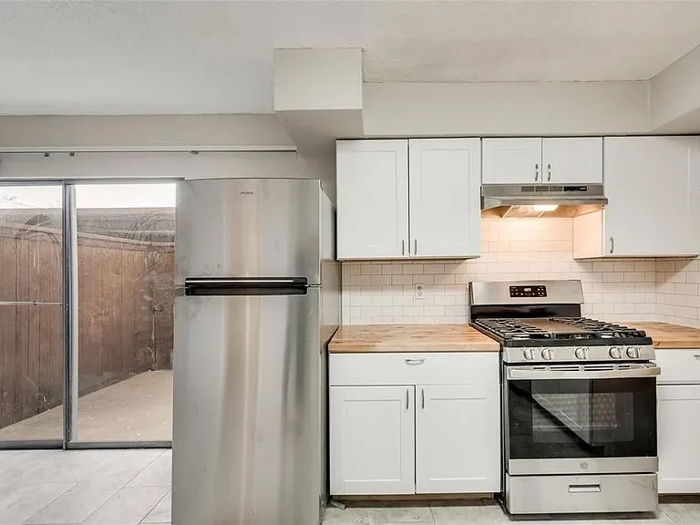 9829 Park Lane Ct #B — Photo 50