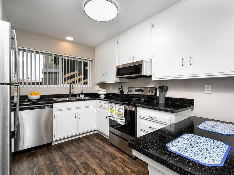 Greentree Fountain Apartments — Photo 3