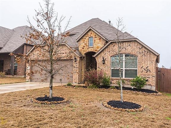 3rd image of 3932 Jennie Marie Dr
