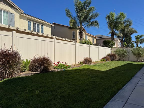 5th image of 14223 Symphony Ct