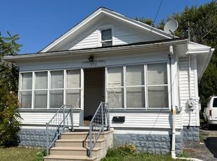 550 5th Ave, Aurora, IL 60505