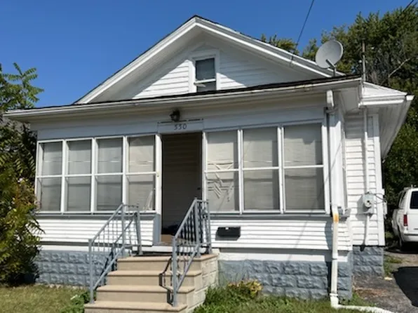 550 5th Ave, Aurora, IL 60505