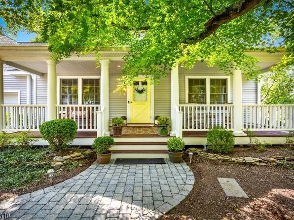 7 Stanley Pl, Chester Twp., NJ 07931