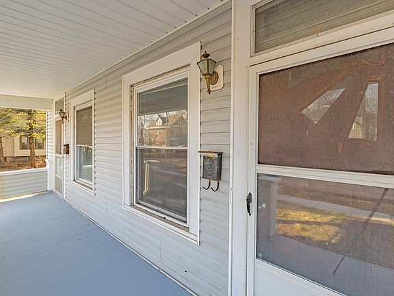 3rd image of 2461-2463 Findley Ave