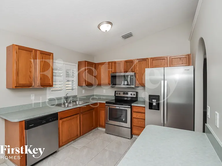 1309 Buffing Cir SE — Photo 6
