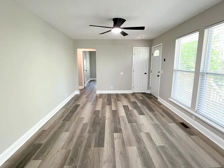 108 Wilson Ct — Photo 5