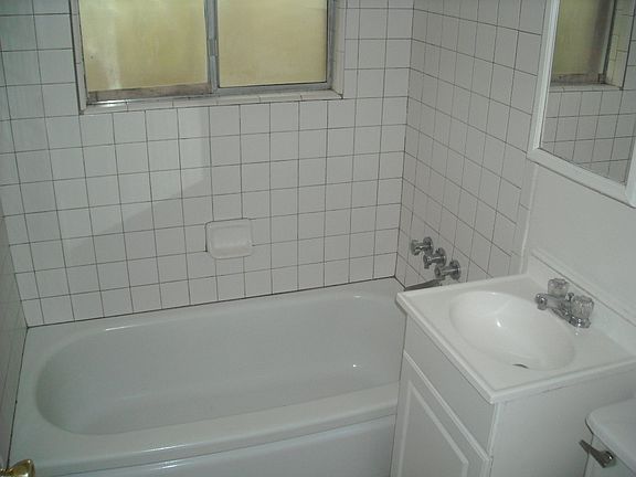 5th image of 8210 Washington Blvd SW