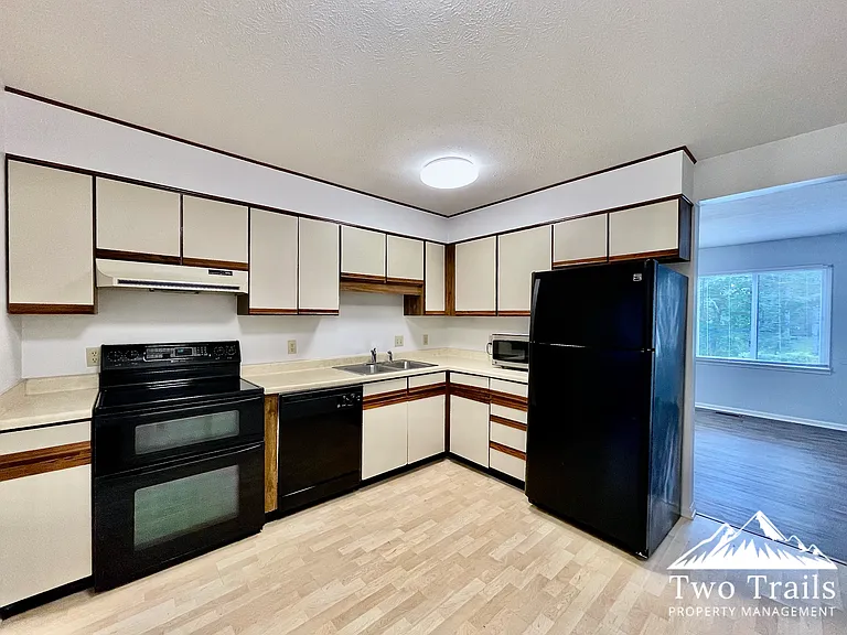 316 Huff St #2B — Photo 6