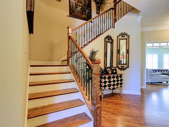 3rd image of 3180 Gable Oaks Ct