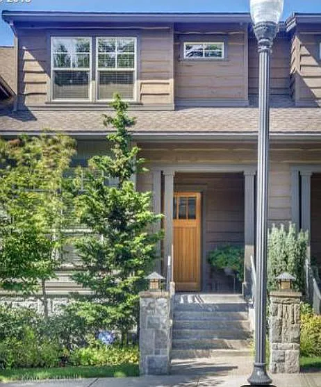 10175 SW Morrison St — Photo 1