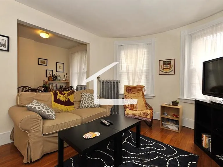 29 Linden St #A2 — Photo 13