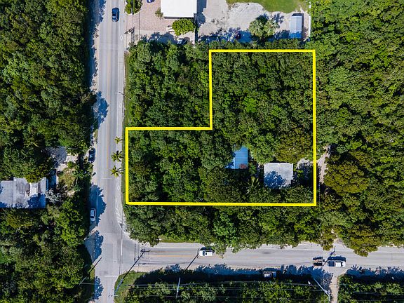 5th image of 850 Palmetto Ave