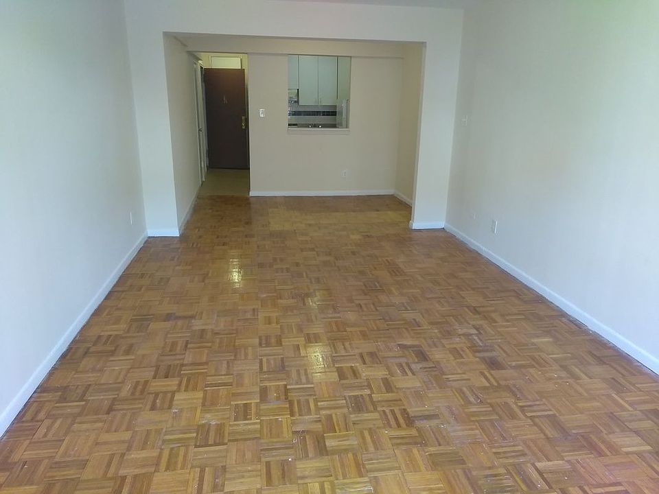 1st image of 2060 E 19th St APT 1F