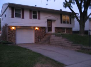6338 N Upland Ter, Peoria, IL