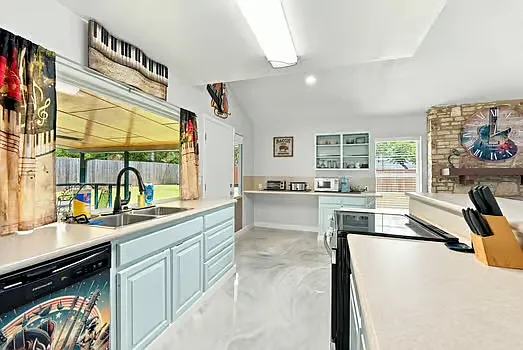 1330 White Rock Dr — Photo 10