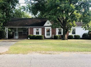 48 Spring St, Wrightsville, GA 31096