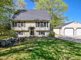 24 Stone Post Cir, Raymond, NH 03077