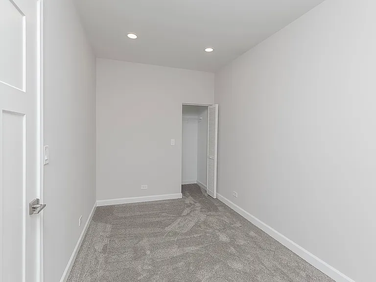 2909 N Clark St #2N — Photo 6