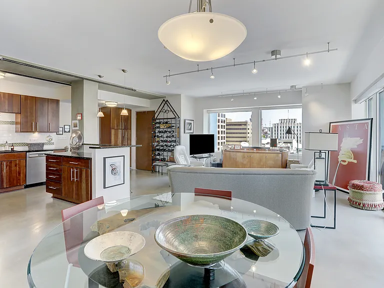800 Brazos St #1107 — Photo 3