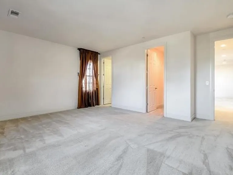 1111 Hawkshead Cir — Photo 22