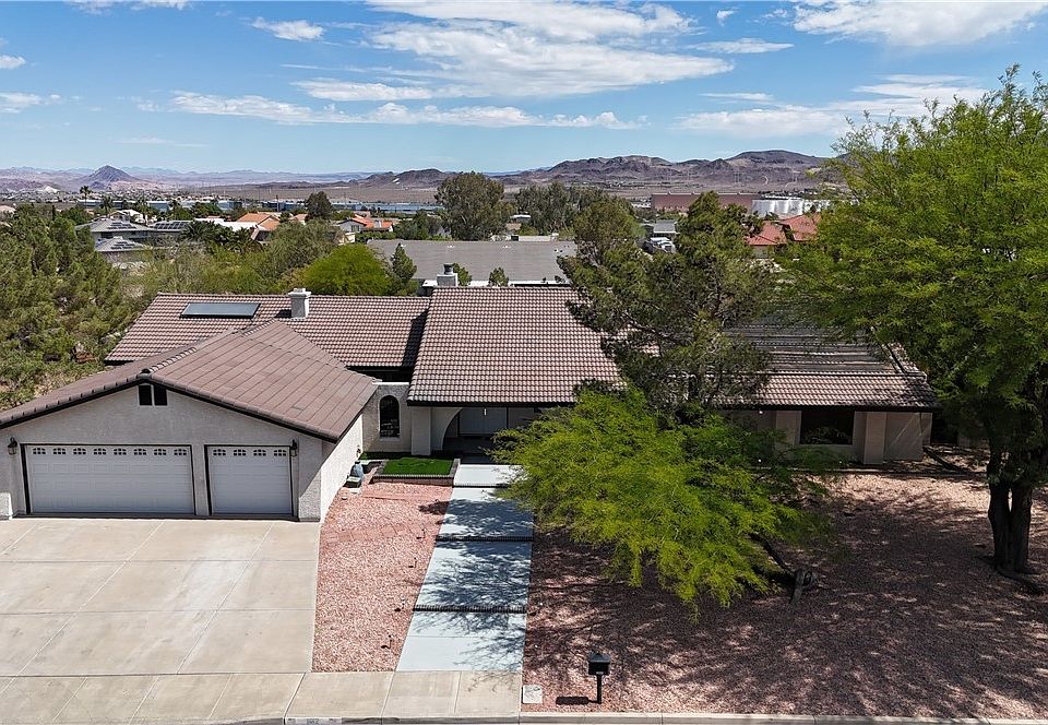 1st image of 1012 Santa Ynez Ave