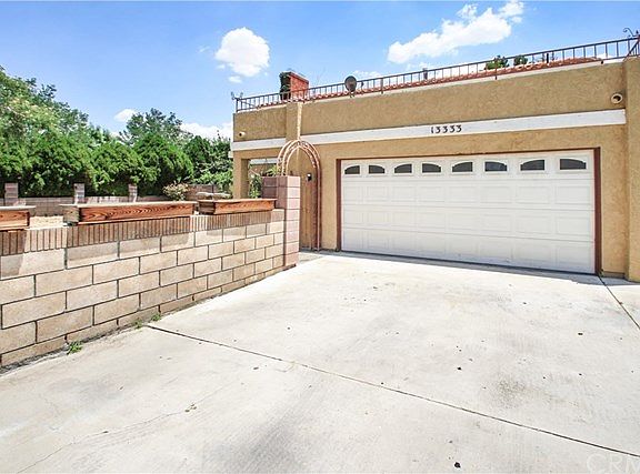 2nd image of 13333 Country Club Dr