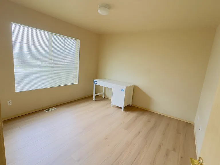 14704 33rd Pl SW — Photo 7