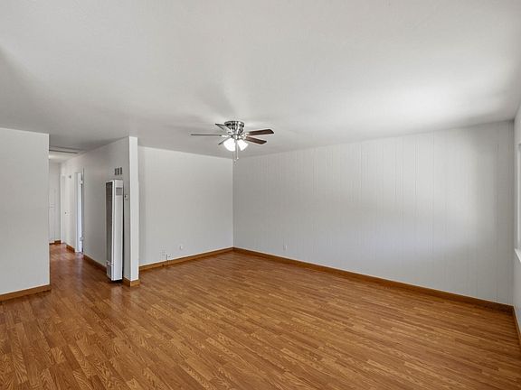 3rd image of 25 Holm Rd