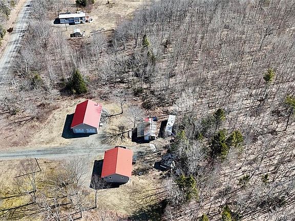4th image of 596 Mohannes Rd