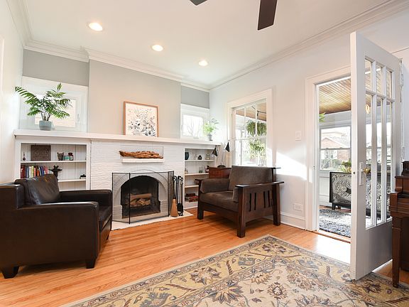2nd image of 15 Poplar Pl
