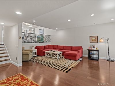22255 1/4 Erwin St, Los Angeles, CA, 91367