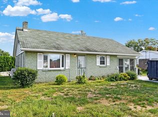 805 Maple Ln, Lebanon, PA 17046