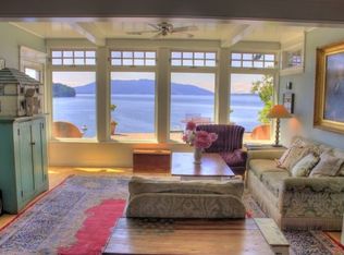 859 Chuckanut Shore Rd, Bellingham, WA 98229