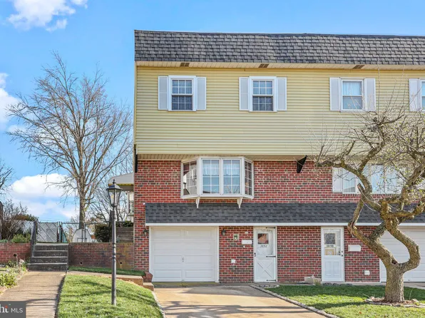 3852 Violet Dr, Philadelphia, PA 19154