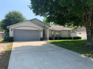 717 Colchester Ave, Deltona, FL 32738