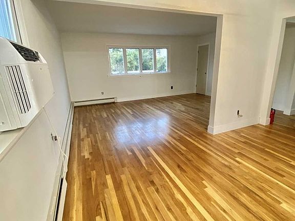3rd image of 10 Page Ave Floor 2