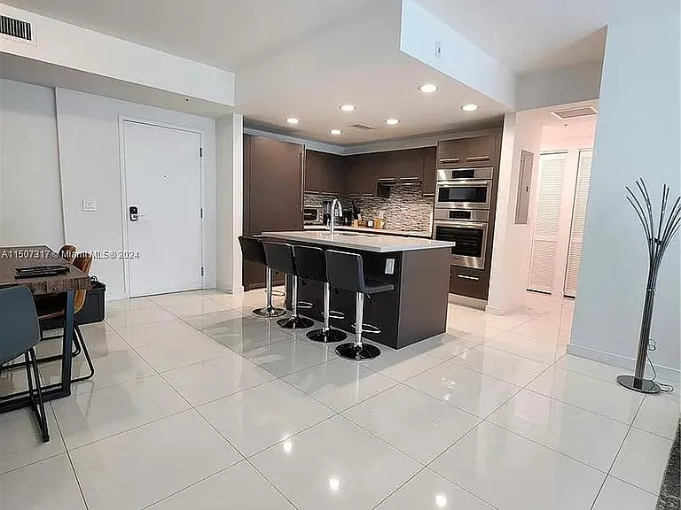 7751 NW 107th Ave #221 — Photo 8