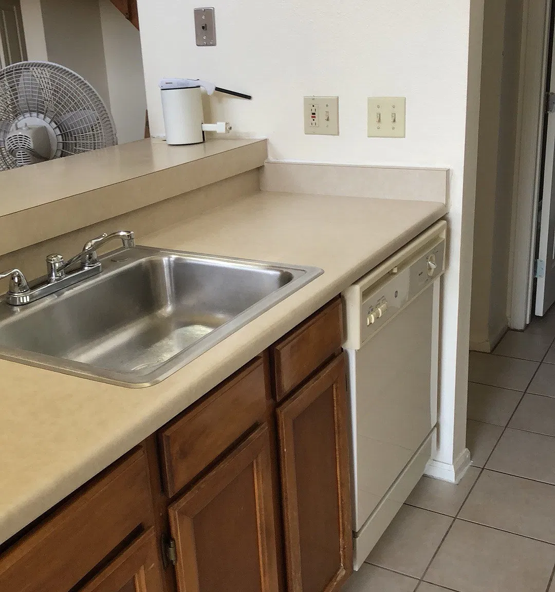 4899 S Dudley St — Photo 3