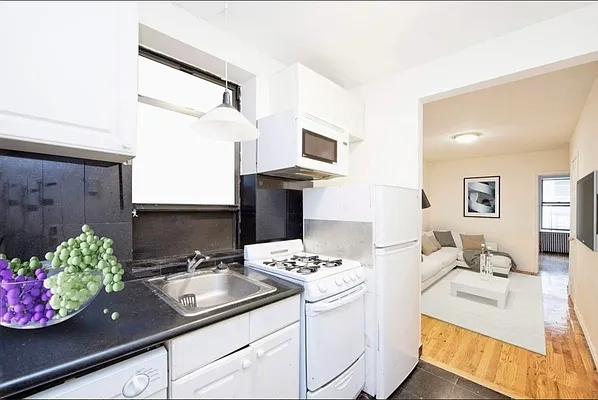 Rented by Creed Realty Group | media 5