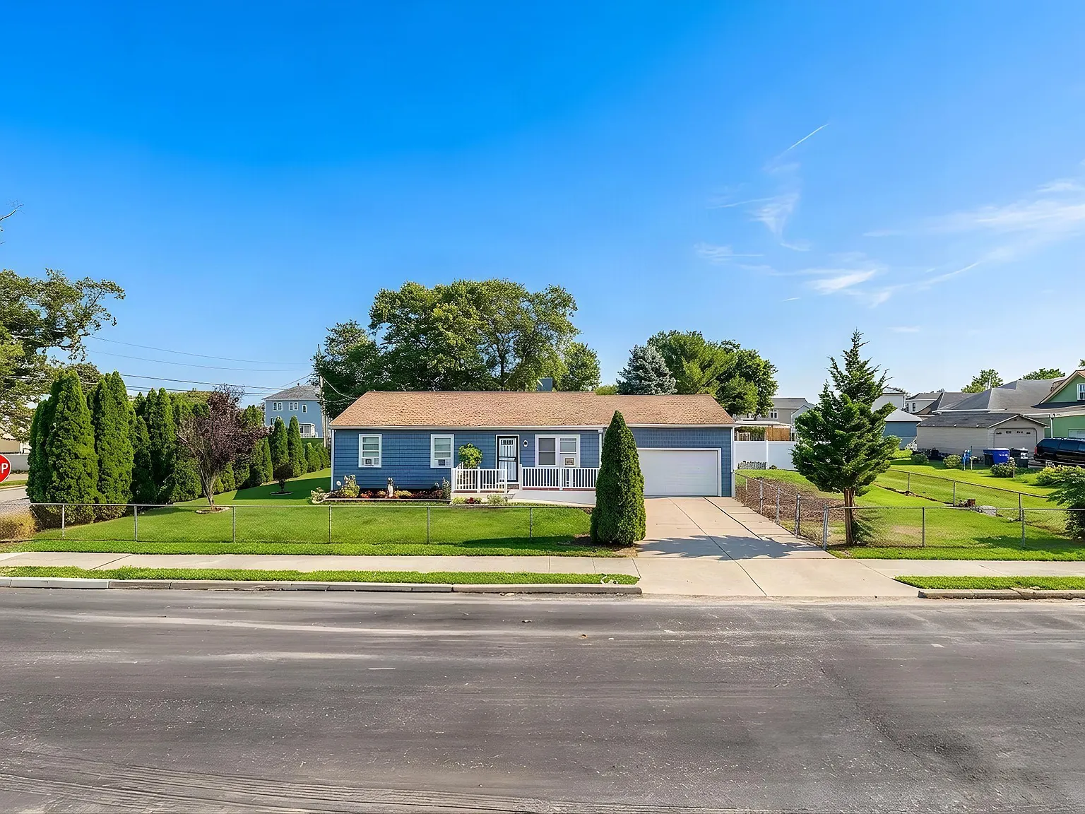 3 bed, 2.0 bath, $3,500 — Photo 2
