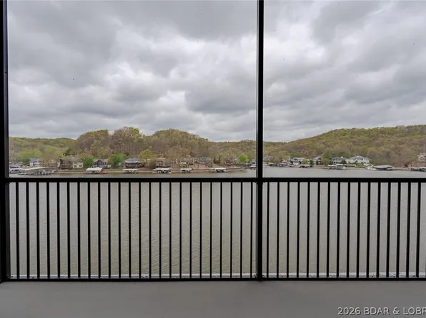 700 Pershing Dr #406, Camdenton, MO 65020