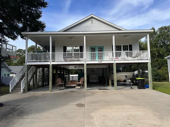 1846 Camelot Dr SW, Ocean Isle Beach, NC 28469