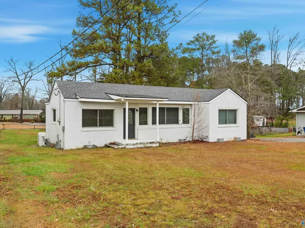 1448 Main St, Fyffe, AL 35971