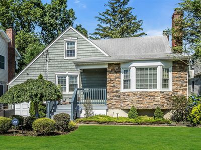 533 Forest Avenue, Massapequa, NY, 11758