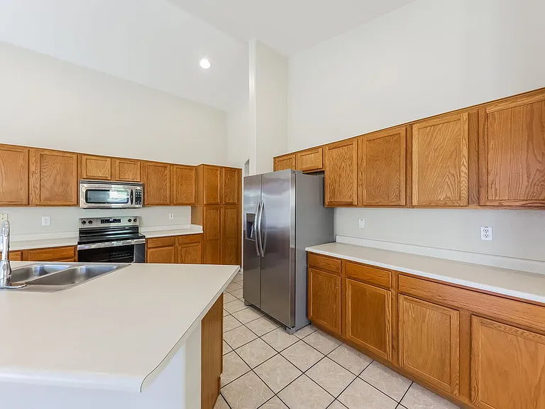 9166 W Melinda Ln — Photo 8