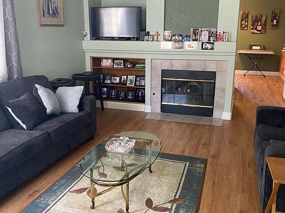 3rd image of 344 Bartlett Lane