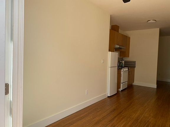 2nd image of 2151 California St #8