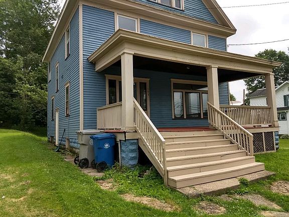 2nd image of 593 Baldwin St